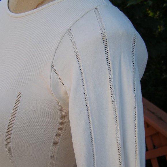 NEW M heart M Ivory stretch Long sleeve tee ONE SIZE fits up to M/8 - Picture 6 of 11
